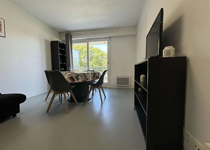Appt 2 Pièces - Lr220-021 * La Rochelle (Charente-Maritime)